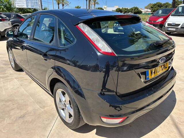 FORD FOCUS ZETEC 1.6 UK RHD IN SPAIN 132000 MILES LONG MOT SUPERB 2010